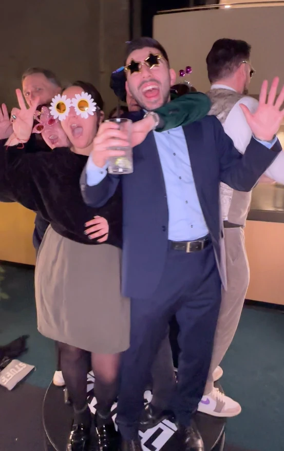 Ein Firmenevent Incentive mit dem 360 Grad Videobooth Spinner Rhein Main und Schweiz